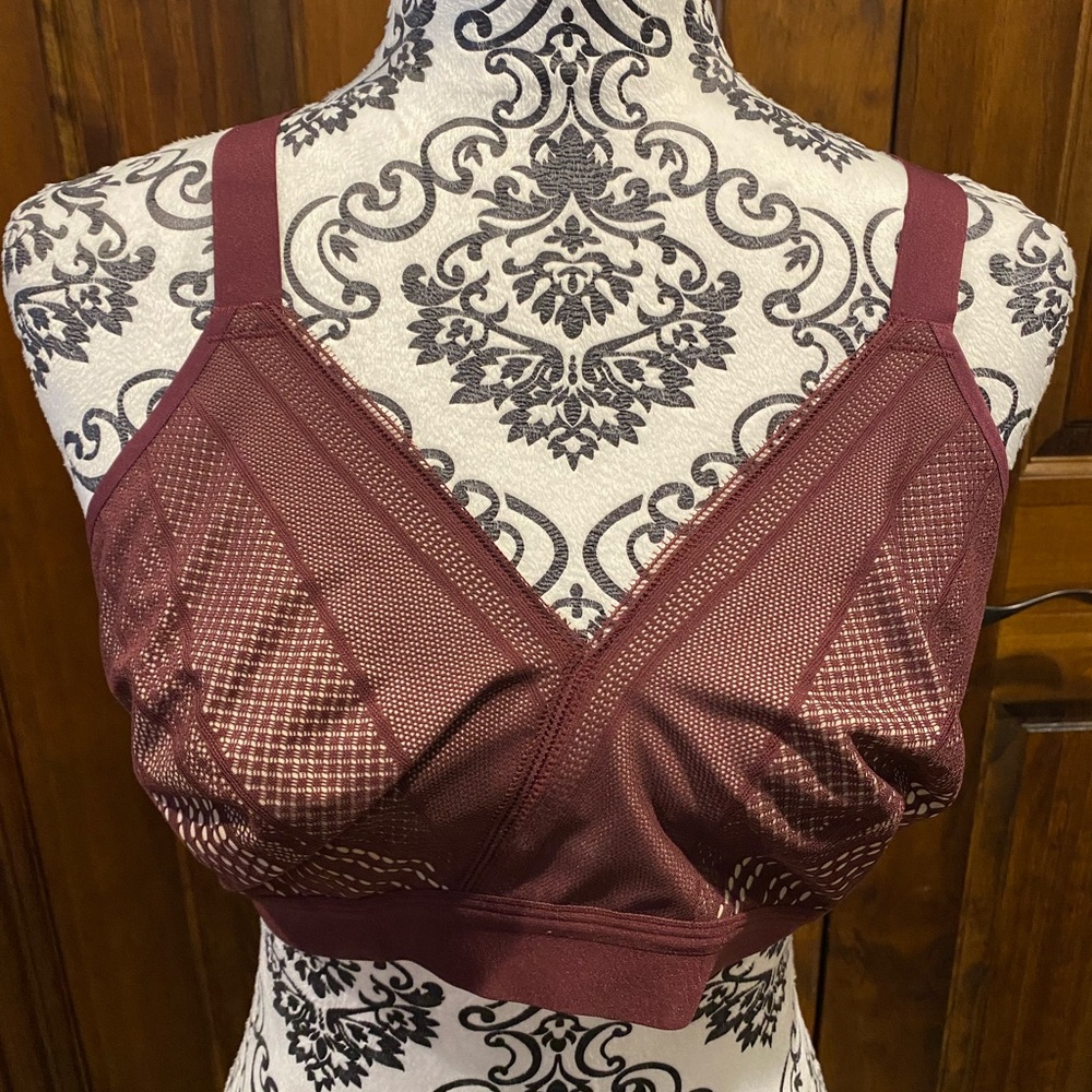 lululemon athletica Burgundy Bra